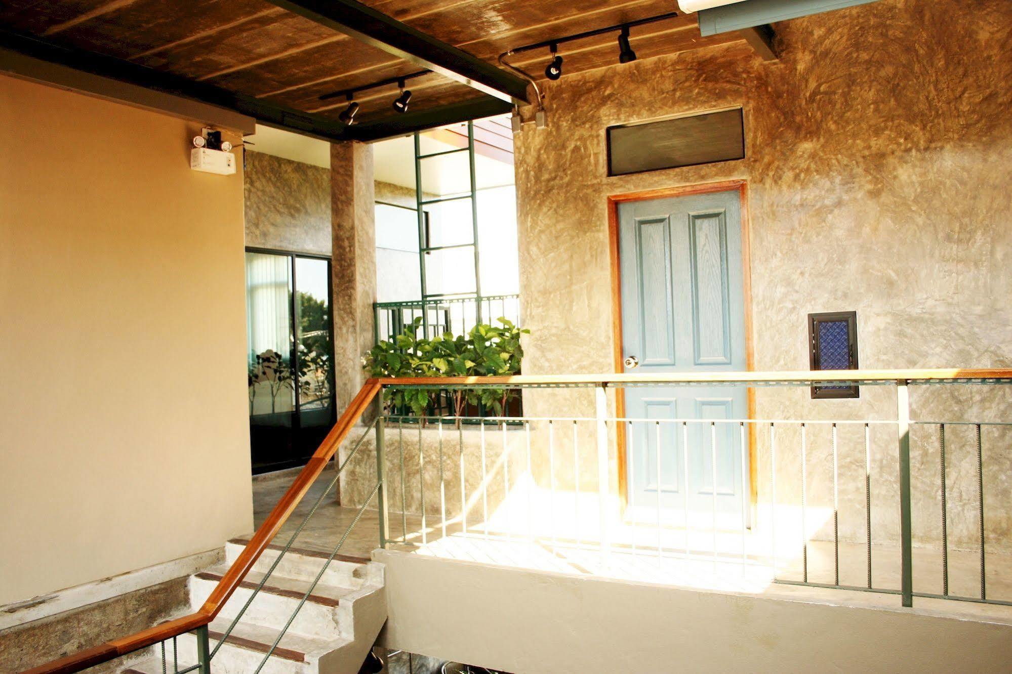 Plern Plern Bed And Bike Hotel Chiang Mai Exterior photo